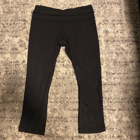 lululemon athletica Pants - Lululemon cropped leggings